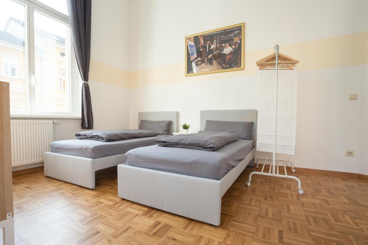 FULL HOUSE Premium Apartments - Halle Paulusviertel Exterior foto