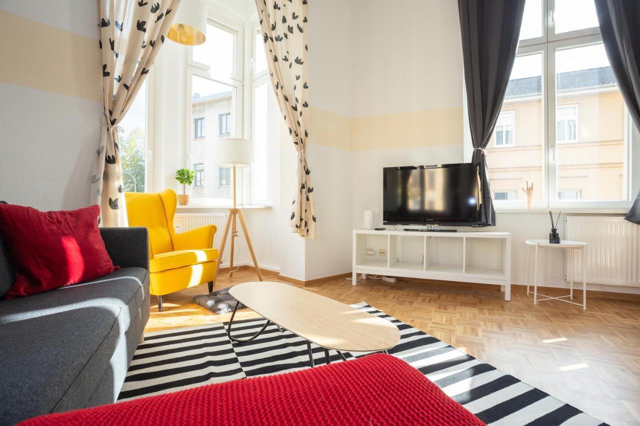 FULL HOUSE Premium Apartments - Halle Paulusviertel Exterior foto